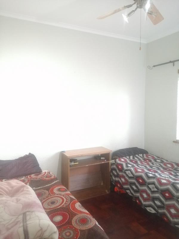 To Let 2 Bedroom Property for Rent in Kenilworth Western Cape